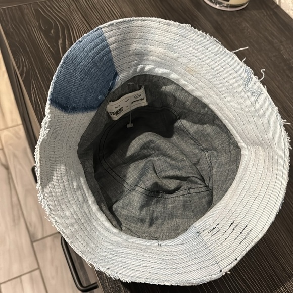 Madewell x Storytellers & Creators Unisex Upcycled Patchwork Bucket Hat | - Picture 4 of 5